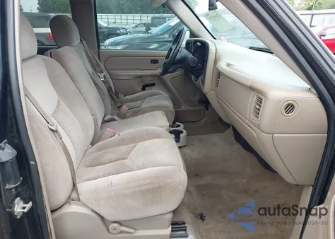 2005 Chevrolet Silverado K1500 из США, поврежденный, VIN 1GCEK19B55E255215